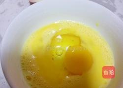 美味鸡蛋皮(可卷香肠或肉馅)的做法图解1
