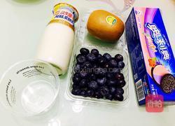 蓝莓奇异果酸奶杯的做法图解1