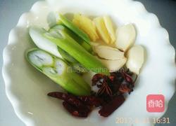 鲫鱼炖豆腐的做法图解2