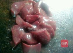 鱼丸芥菜猪杂汤的做法图解3