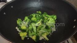 蒜蓉西兰花的做法图解17