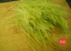 炝炒莴笋丝的做法图解3