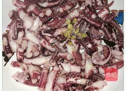 泡椒鱿鱼丝的做法图解1