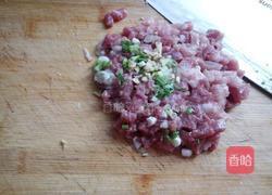 鲜肉马蹄馄饨的做法图解2