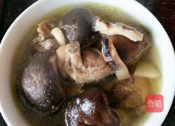 香菇墨鱼炖鸡的做法图解7