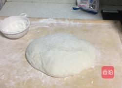 韭菜包子的做法图解1