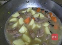 土豆炖鸡腿的做法图解6