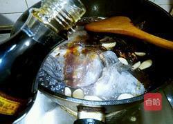 酱烧碟鱼头的做法图解4