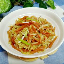 火腿肠炒酸菜丝的做法[图]