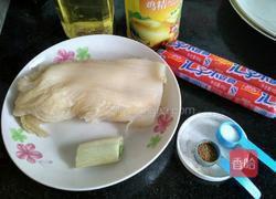 火腿肠炒酸菜丝的做法图解1