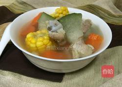 冬瓜玉米胡萝卜排骨汤的做法图解8