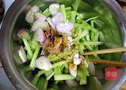 爽口芹菜花生拌的做法图解7