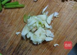 素炒莴笋胡萝卜的做法图解1