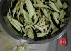 尖椒炒茄丝的做法图解2