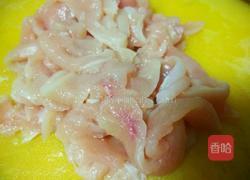 蒜苗炒鸡肉的做法图解4