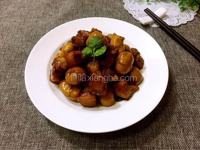 板栗红烧肉