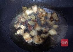 板栗红烧肉的做法图解12