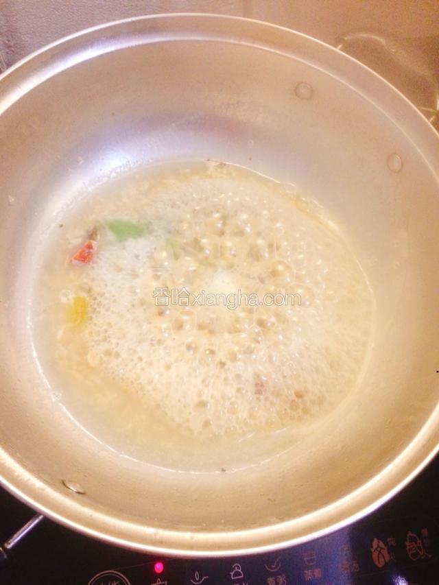 煮至汤汁浓稠，燕麦软滑就可以关火。