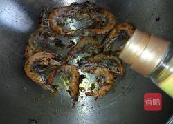 蒜蓉辣酱烧虾的做法图解6