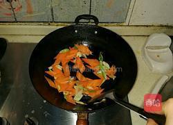 胡萝卜炒猪肝的做法图解3