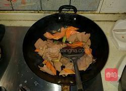 胡萝卜炒猪肝的做法图解4