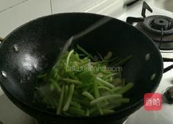 千张芹菜炒肉的做法图解5