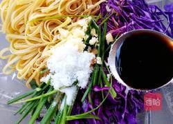 紫甘蓝拌豆腐皮的做法图解6