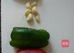 麻花炒鱿鱼花的做法图解3