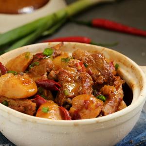 土豆炖排骨-香哈名厨课视频