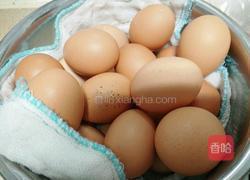 自家咸鸡蛋的做法图解1