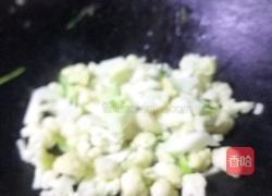 椰菜花炒肉的做法图解4