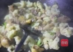 椰菜花炒肉的做法图解5