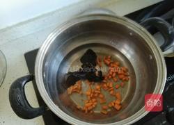 七彩虾仁什锦炒饭的做法图解5
