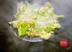 酱汁花菜的做法图解4