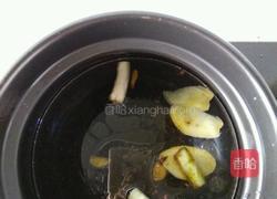 农家月子菜之一（乌鸡冬瓜煲）的做法图解6