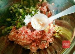 莲藕肉饺子馅的做法图解6