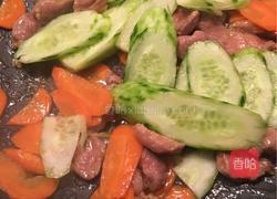 黄瓜炒肉片的做法图解6