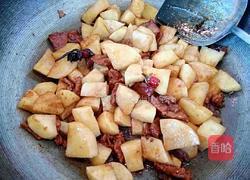 土豆烧肉的做法图解9