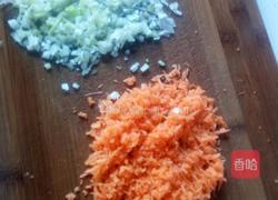 红萝卜珍珠丸子的做法图解5