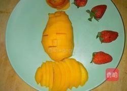 芒果草莓果拼的做法图解8