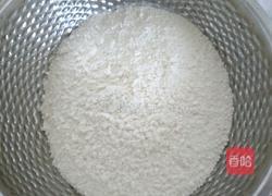 荠菜肉包子的做法图解2