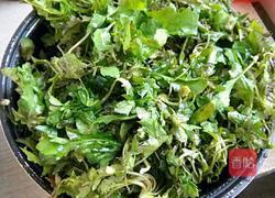 荠菜肉包子的做法图解7