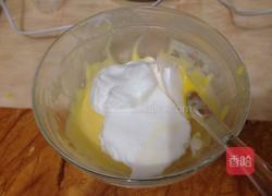 6寸戚风蛋糕的做法图解10