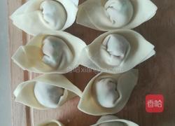 韭菜猪肉馅馄饨的做法图解5