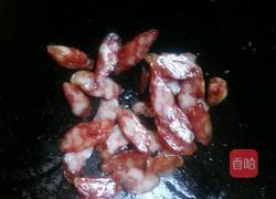 青椒炒腊肠的做法图解3