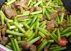 蒜薹炒肉的做法图解8