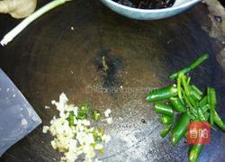 肉末烧茄子的做法图解1