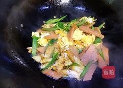 青椒火腿肠炒蛋的做法图解10