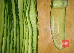 翡翠黄瓜卷的做法图解3