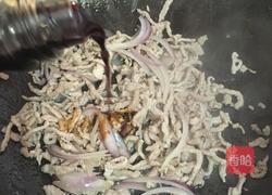 肉丝香菇捞河粉的做法图解5